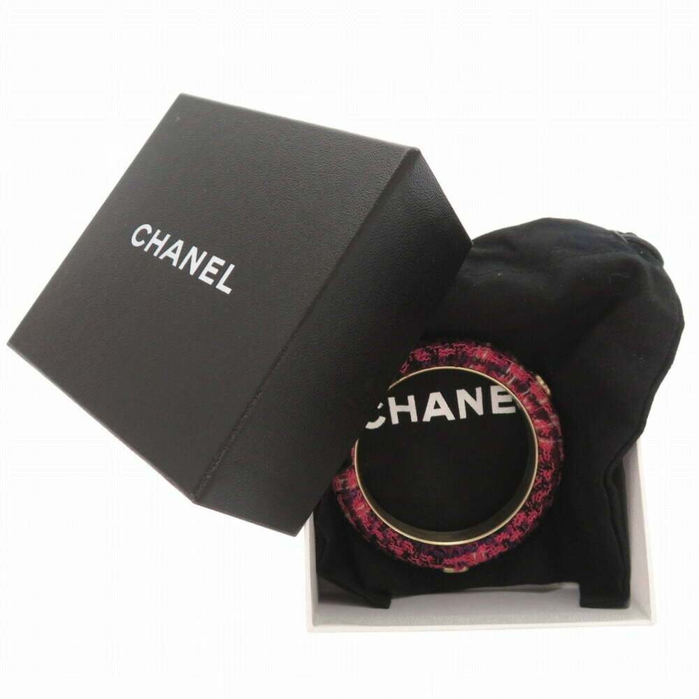 CHANEL Authentic Pink Logo Bracelet - Picture 3 of 7